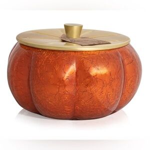 Thymes Pumpkin Laurel Statement Large Candle  Orange, Pumpkin-Shaped (15 oz)